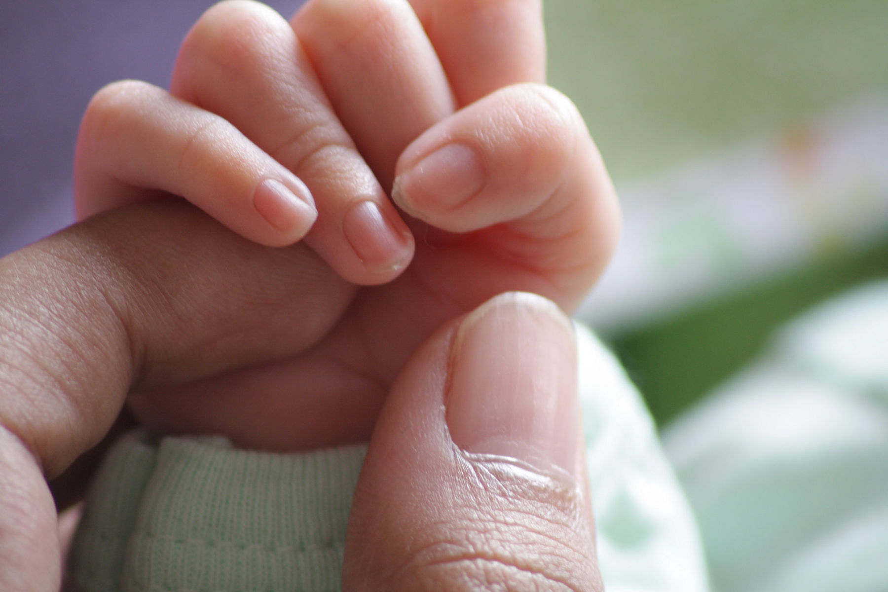 mother-baby-hand support groups for infertility